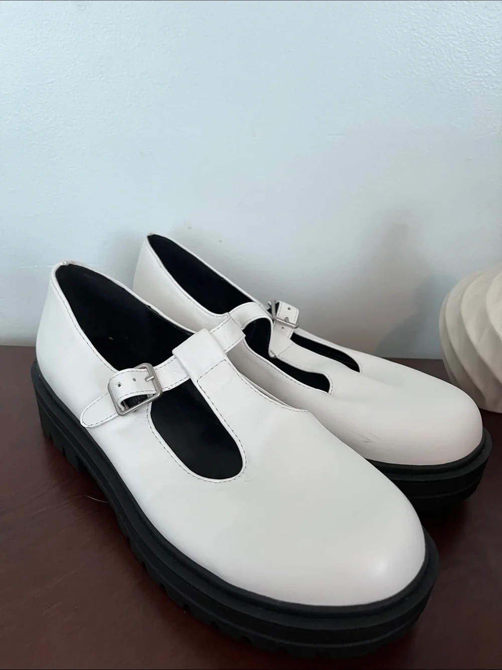 NWT Soda White T-Strap Mary Jane Platform Shoes with Black Sole